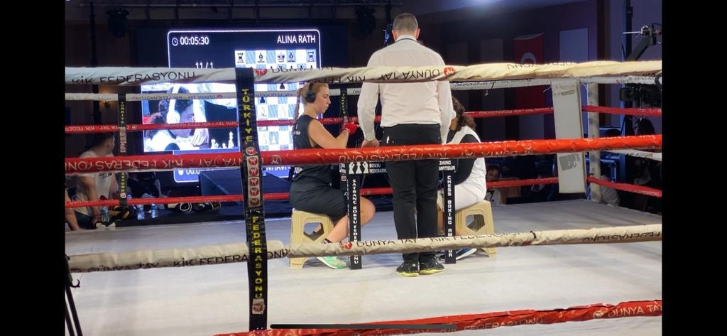 alina_rath_amateur_chessboxing_world_champion_2019_05.jpg